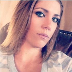 Meet your Posher, Corina